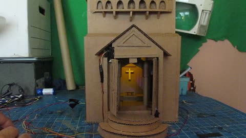 Adding special effects to the cardboard castle