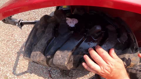 Repairing Flat Tires on my Mahindra 1626 Tractor