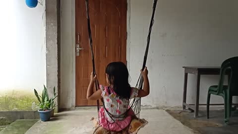 Amaging video Little girl playing in the house