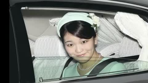 Japan's Princess Mako marries commoner, loses royal status.