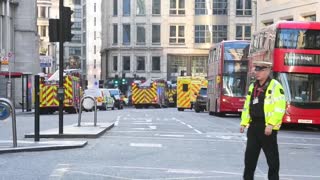 Policía mata a un hombre tras un “ataque terrorista” en el Puente de Londres