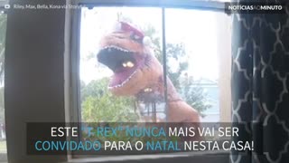 T-Rex arruína Natal!