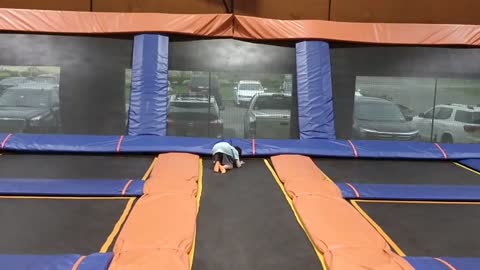 Spencer at Sky Zone VID 20180715 120308