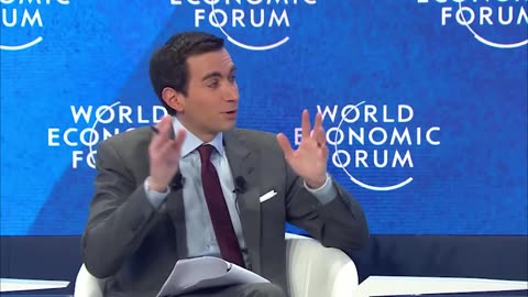 WEF Panel: The Poor Will "Travel" Using Virtual Reality Headsets