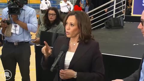 Kamala Has One Of The Cringiest Catchphrases Ever