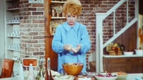 The Lucy Show - S6E1 LUCY MEETS THE BERLES