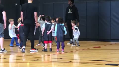 Eager 5-year-old is already a mini basketball star