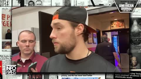 Hockey Player Shows EXACTLY How To Respond To The Liberal Mob