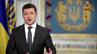 Ukraine's President: 'Don't panic' over Russia