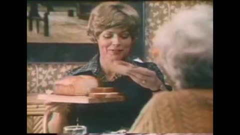 Pillsbury Hotloaf Commercial (1977)