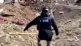 Village destroyed after Russian air raid