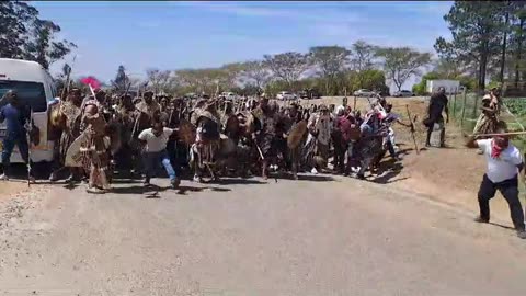 Buthelezi clan regiments conduct a rehearsal inside KwaPhindangene