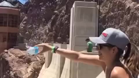 Hoover Dam water bottle experiment