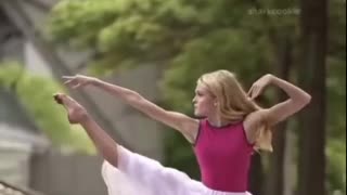 Beautiful Sexy Women Dancing