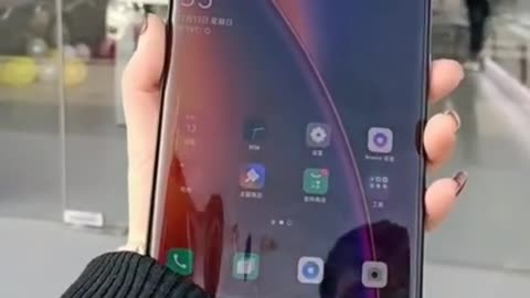 World's First Rolling Display Smartphone is Here !