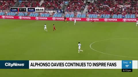 Alphonso Davies continues to inspire fans