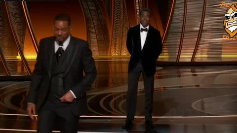 Will Smith SLAPS Chris Rock for GI Jane joke