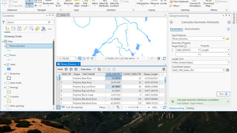 ArcGIS Dissolve Tool