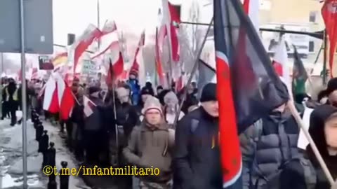 Demonstracja antynatowska w Polsce; Anti NATO demonstration in Poland