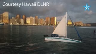 Sail boat grounded off Magic Island