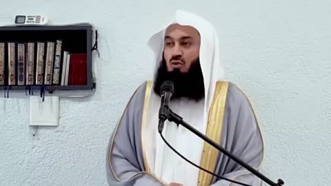 How can a child deal with differences? Mufti Menk