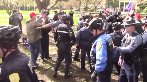 Fight Breaks Out At Salem Oregon March4Trump Event When ANTIFA Protesters Steal Trump Flag