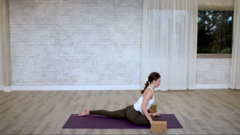 30 min Head To Toe Yoga Flow