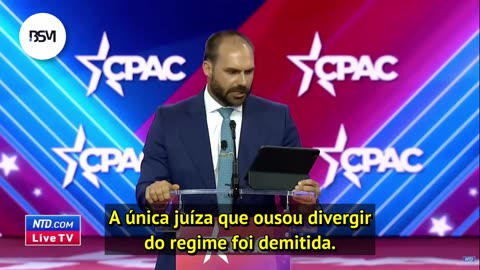 Eduardo Bolsonaro discursa no CPAC, denuncia prisão de opositores e faz apelo ao Congresso dos EUA: "Ajudem-nos a expor essa tirania" A exposição foi feita logo após a do ex-presidente americano Donald Trump, e antecedeu participação do pr