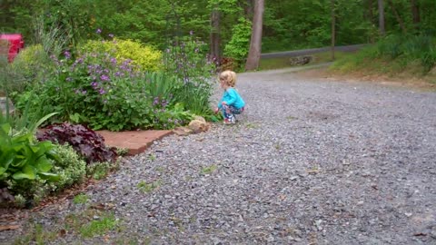 Alyssa and the water balloons