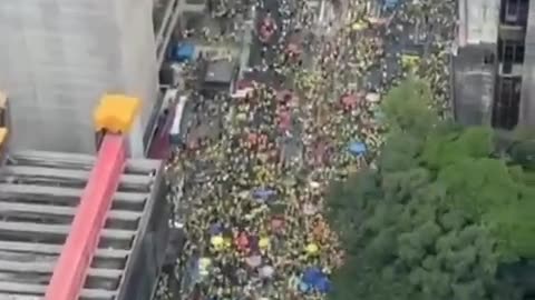 Centinaia di migliaia di brasiliani schierati a sostegno del ex presidente Jair-Bolsonaro