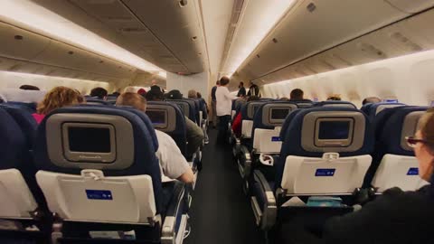 travel inside airplane
