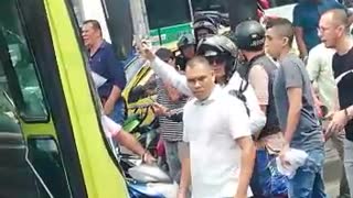 Agreden a conductor de un bus de Metroíinea en Bucaramanga 2