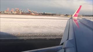 Flying WOW Air from Reykjavik to Newark (2017)