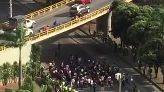 Avanza plantón en la Puerta del Sol de Bucaramanga por Paro Nacional