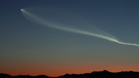 SpaceX Falcon 9 Starlink 8-1 as seen from Fountain Hills, AZ