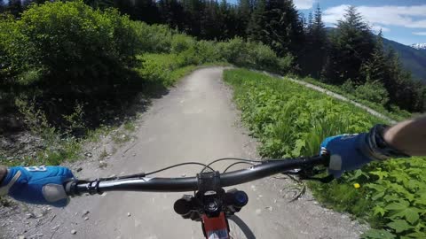 Whistler Moutain Bike Park - Crank It Up - 30-05-16