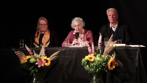 Panel with Heiko Schoening, Meryl Nass and Cahterine Austin Fitts on the Northern Light Convention