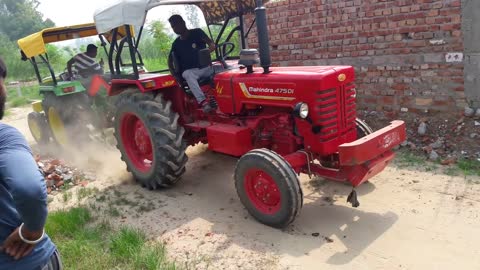 John D 5039 vs mahindra 475