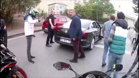 Biker gang hits car with three big dudes, BIG FIGHT!!!