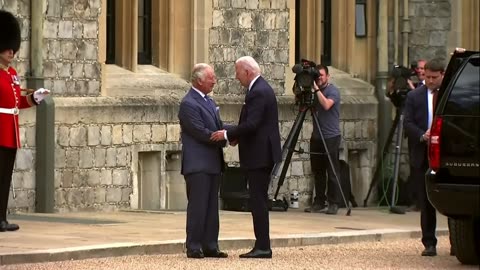 Biden’s physical etiquette with King Charles sparks debate on royal protocol
