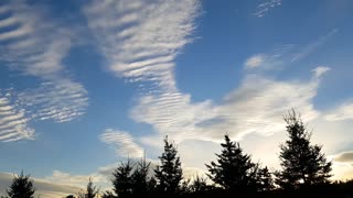 Weird Cloud Formation across open sky