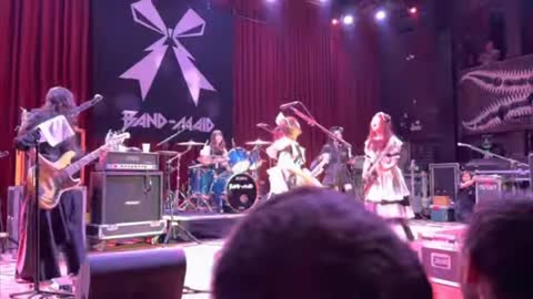 Band maid in live perform