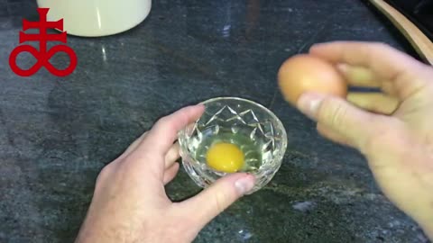 The Correct Way To Eat Raw Eggs ( Cup & Chew Method )