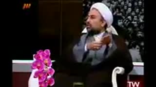 Akhond is speaking against Hijab on Live TV - Iran