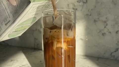 Instant pistachio milk latte using @Táche ☕️🤍 #pistachiomilk