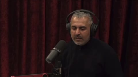 Joe Rogan and Maajid Nawaz on the informational war we are in and parallels to Orwell’s 1984.