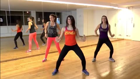 Танцевальная тренировка Zumba для похудения