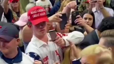 Trump meets supporters in South Carolina