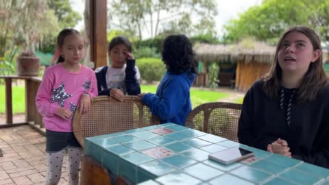 Entrevista a alcalde de Chia por Achara Montessori School