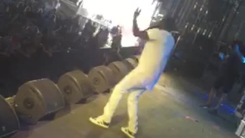 Akon At Coachella 2016 - Performing "Stick Around" Part 2